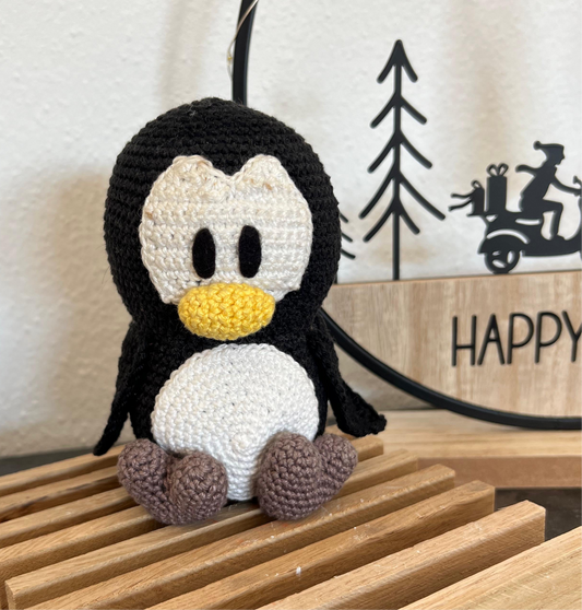 Häkelanleitung  Pinguin Nils